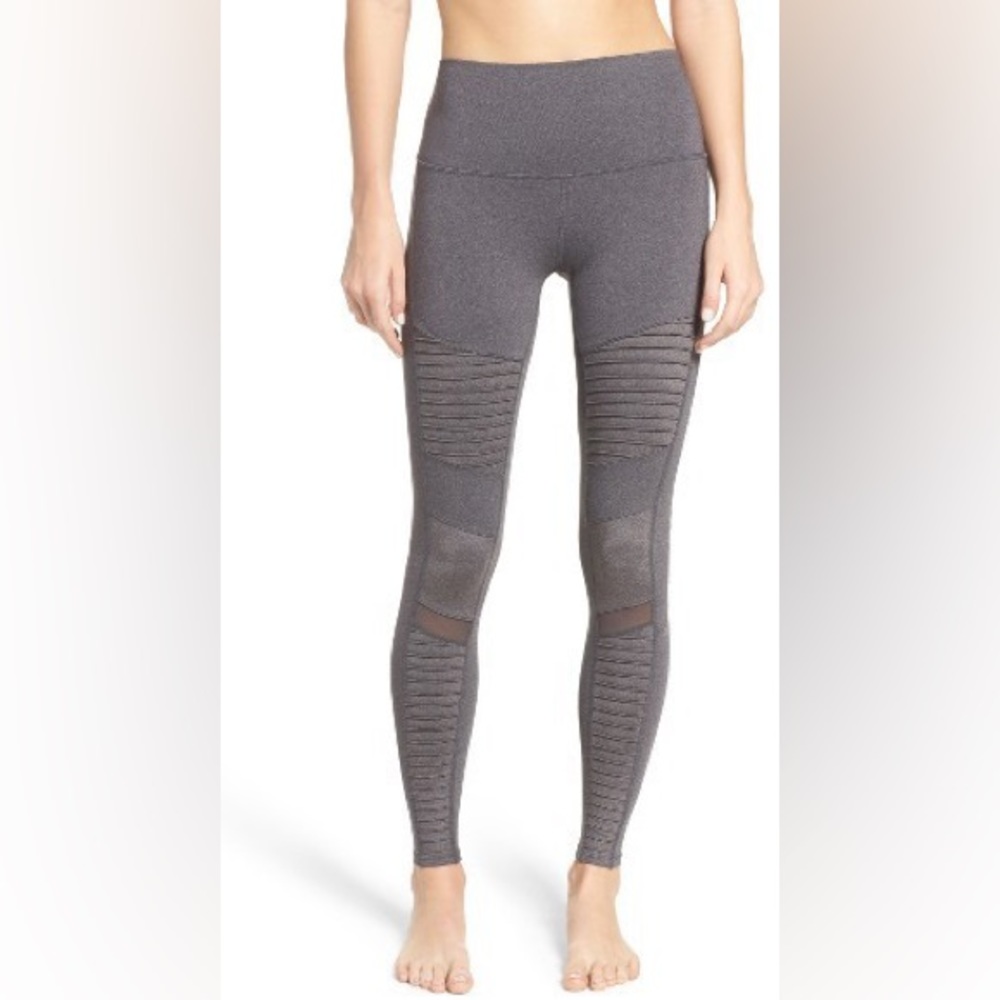 Alo High Waist Moto Leggings XS. New condition